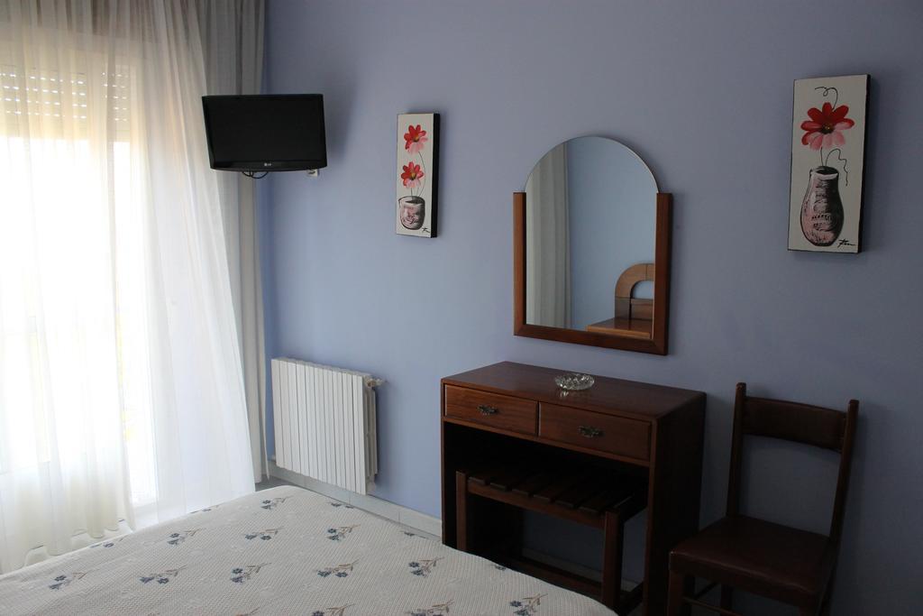 Hotel Arco Iris Villanueva De Arosa Oda fotoğraf