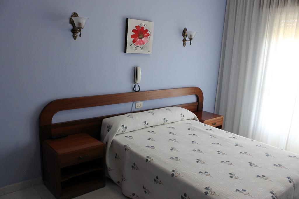 Hotel Arco Iris Villanueva De Arosa Oda fotoğraf