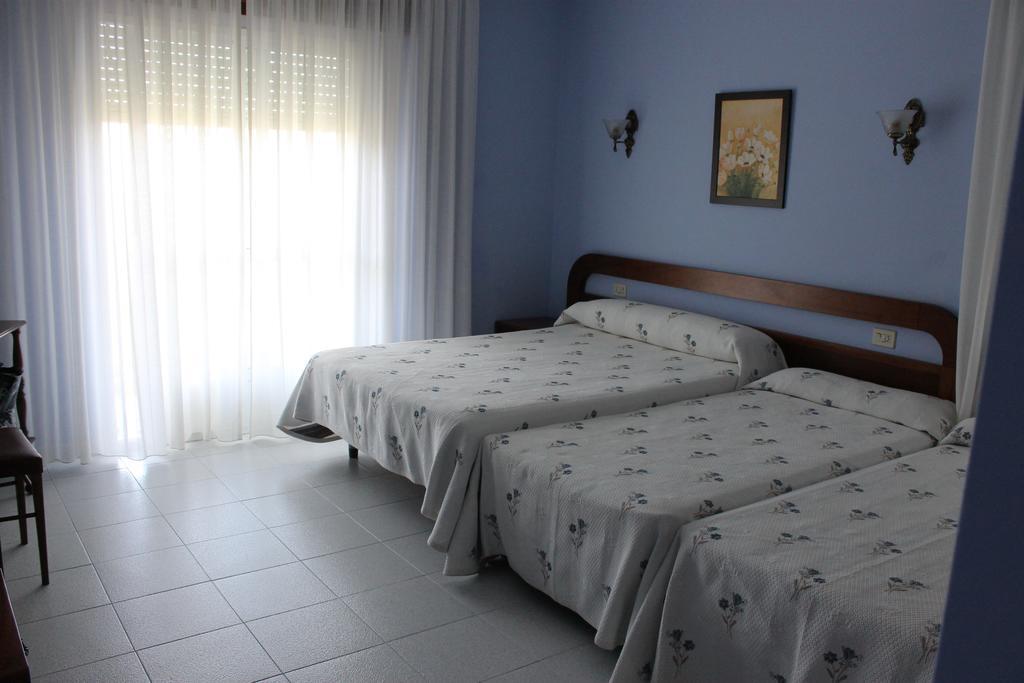 Hotel Arco Iris Villanueva De Arosa Oda fotoğraf